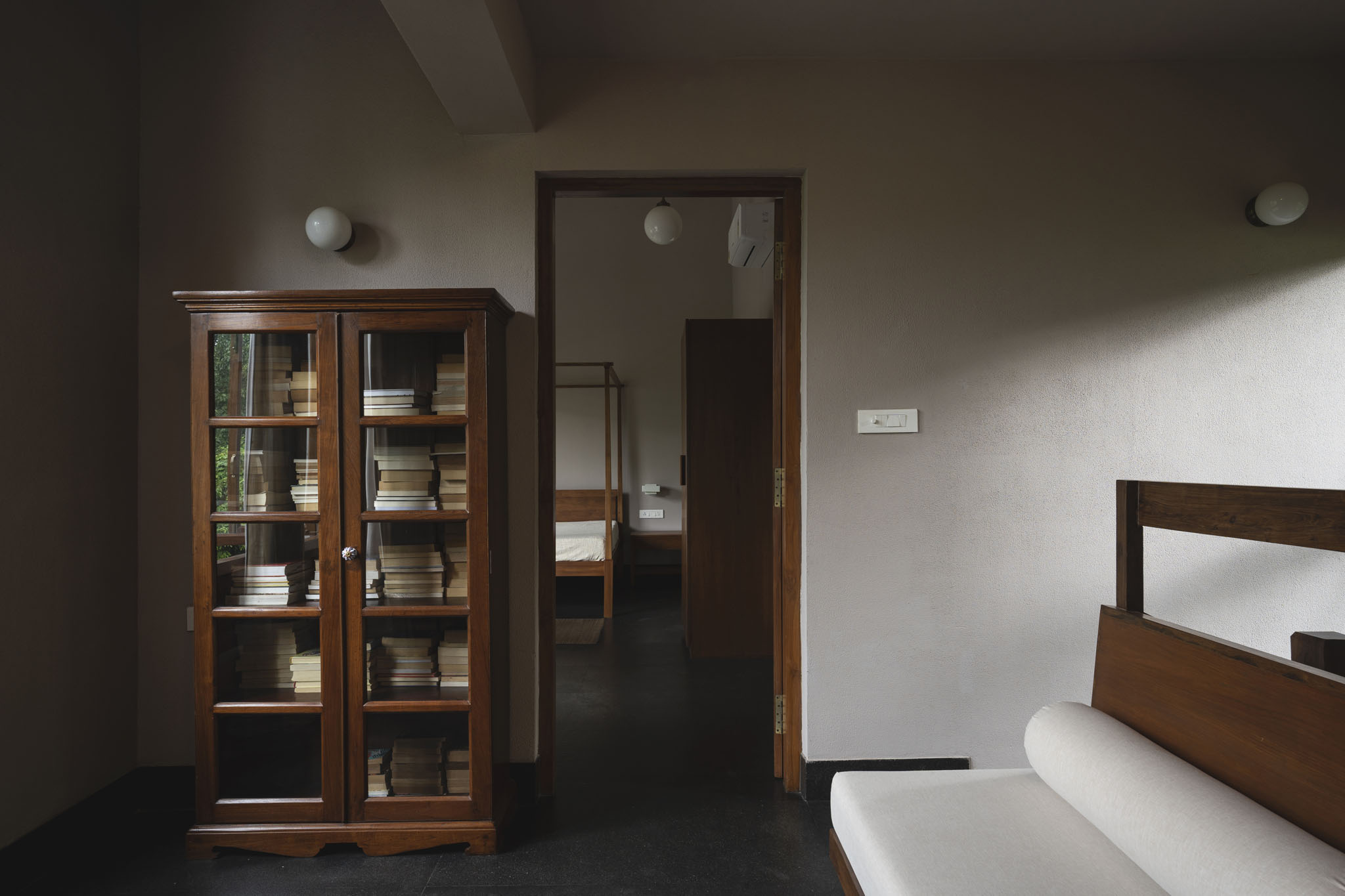 field-atelier-architects-in-goa-salvador-do-mundo-010