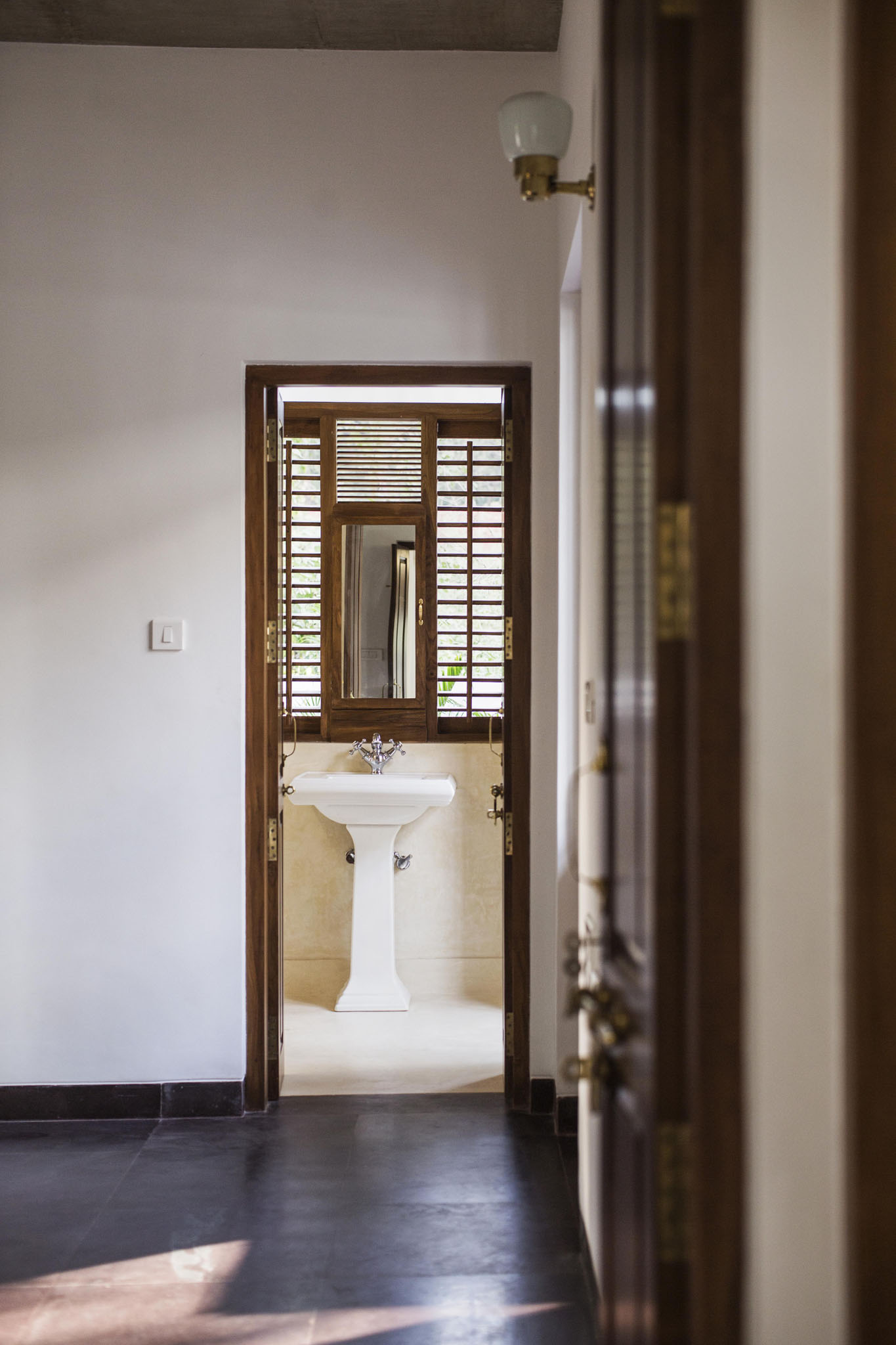 field-atelier-architects-in-goa-assagao-022