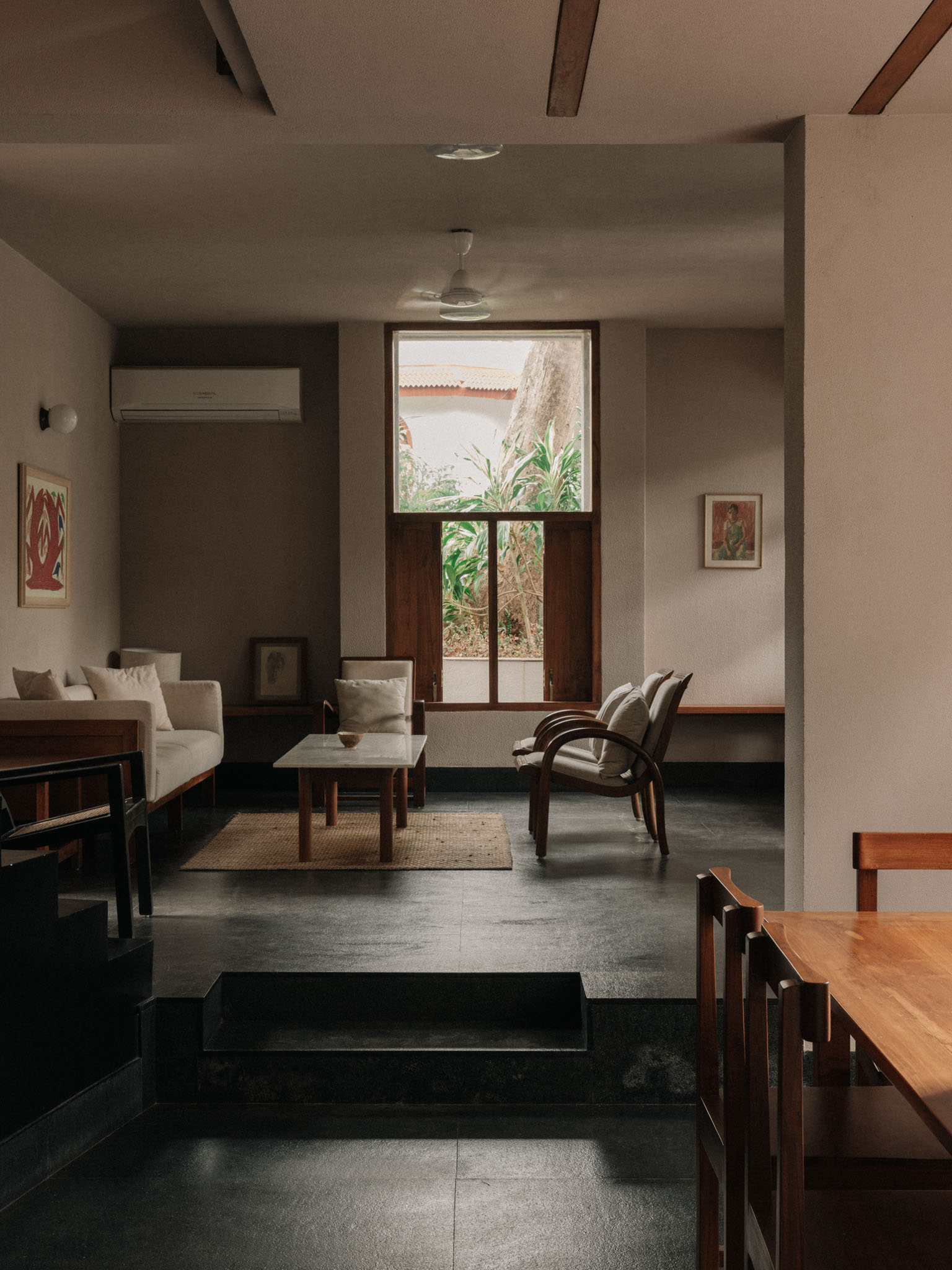 field-atelier-architects-in-goa-salvador-do-mundo-028