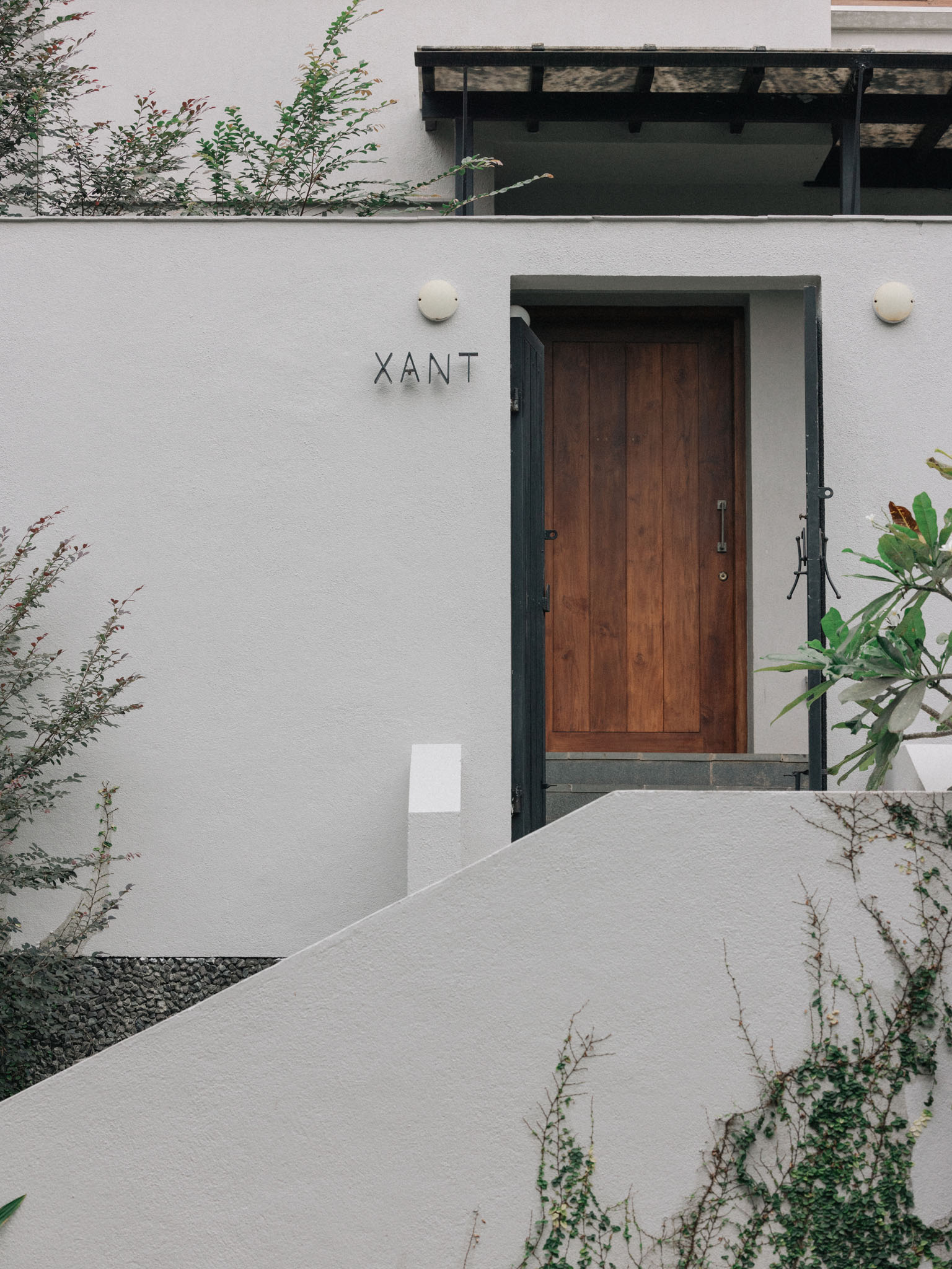 field-atelier-architects-in-goa-salvador-do-mundo-016