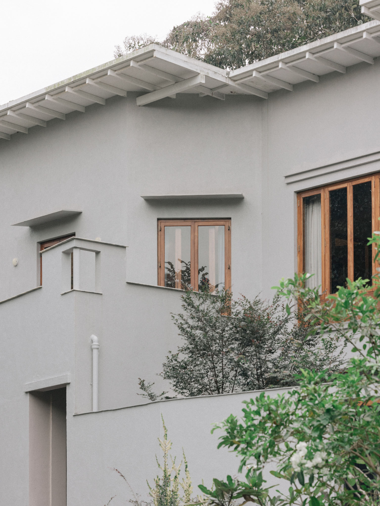 field-atelier-architects-in-goa-salvador-do-mundo-012